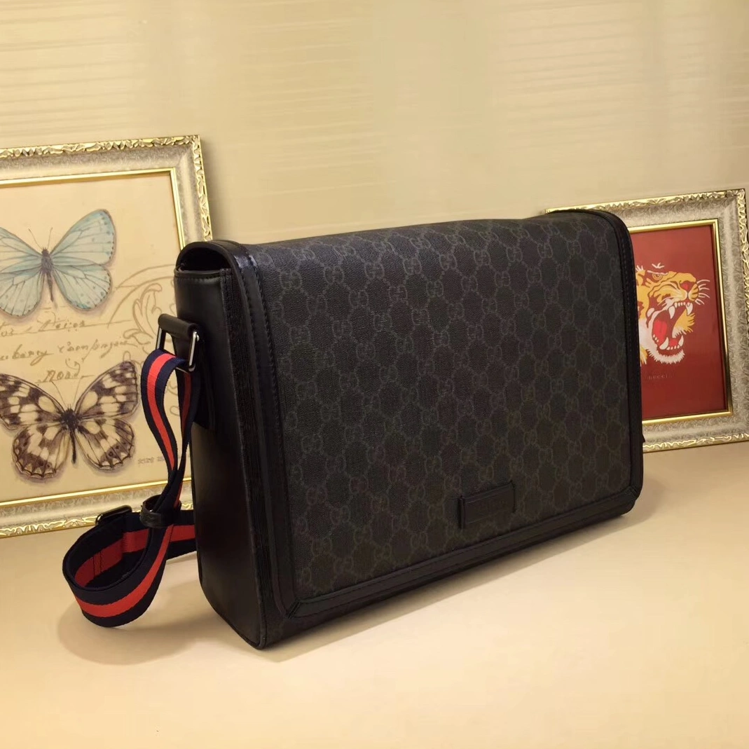 Gucci AAA Quality Messenger Bags For Men Breathable 2975