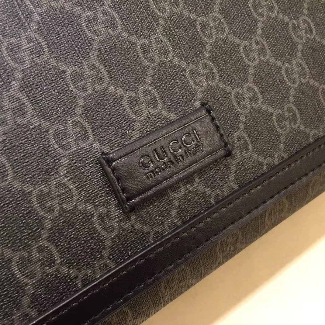 Gucci AAA Quality Messenger Bags For Men Breathable 2975