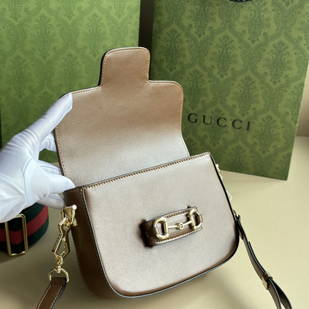 Gucci AAA Quality Messenger Bags For Unisex Classic 7078