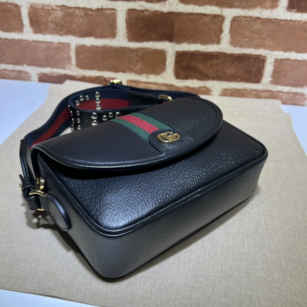 Gucci AAA Quality Messenger Bags For Unisex Fashionable 1134