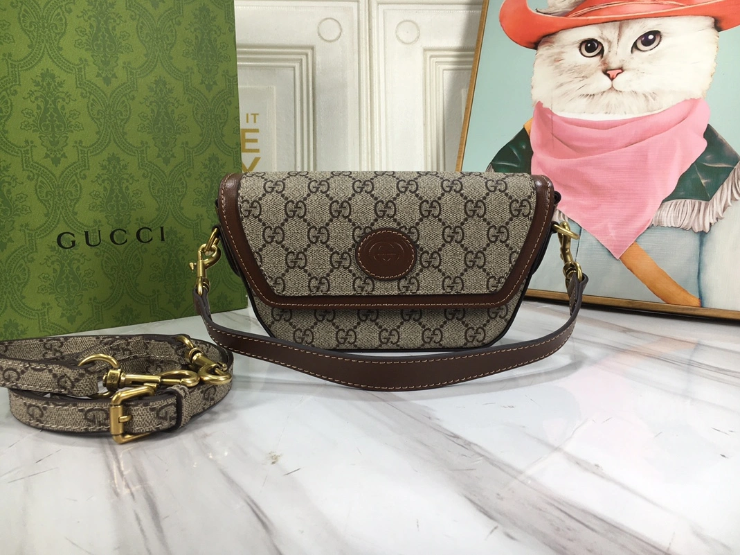 Gucci AAA Quality Messenger Bags For Unisex Functional 807