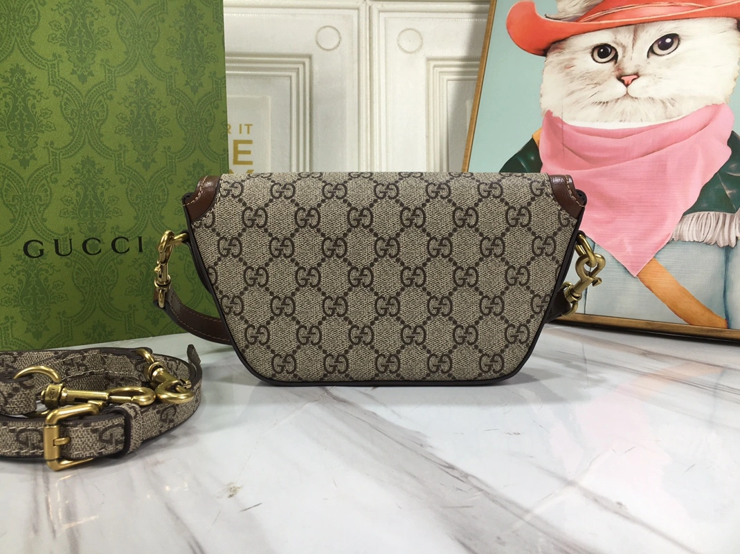 Gucci AAA Quality Messenger Bags For Unisex Functional 807