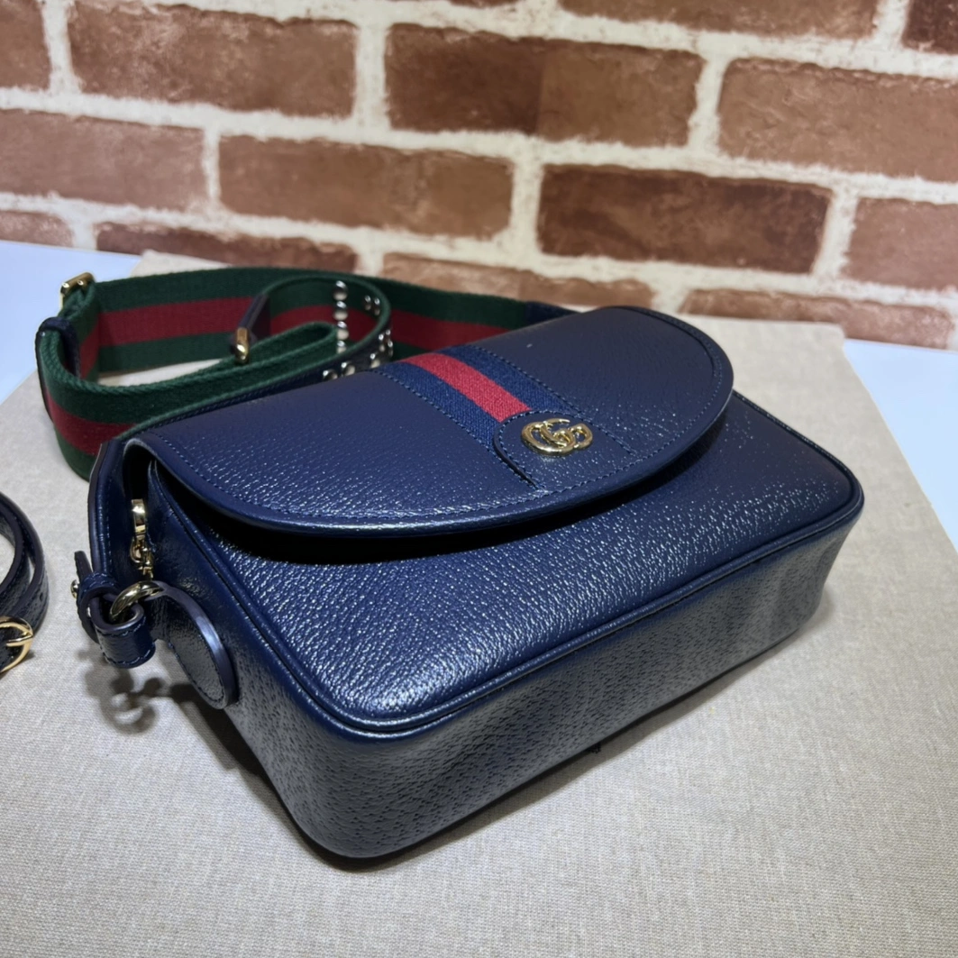 Gucci AAA Quality Messenger Bags For Unisex Refined 8318