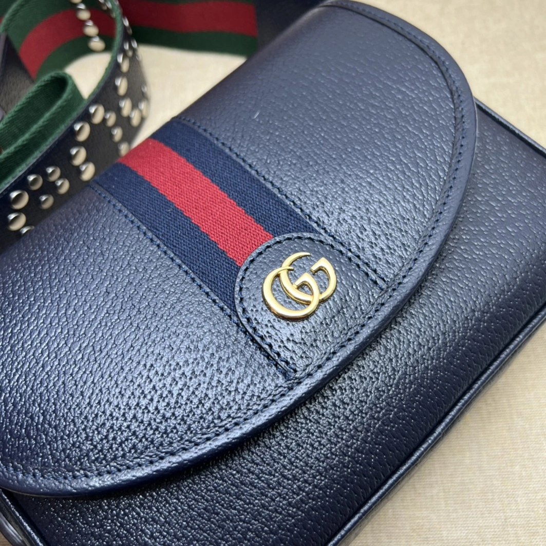 Gucci AAA Quality Messenger Bags For Unisex Refined 8318