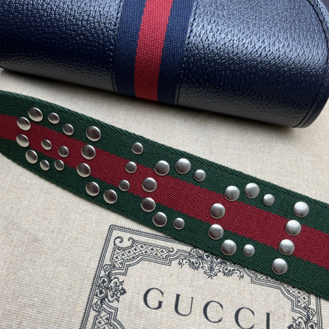Gucci AAA Quality Messenger Bags For Unisex Refined 8318