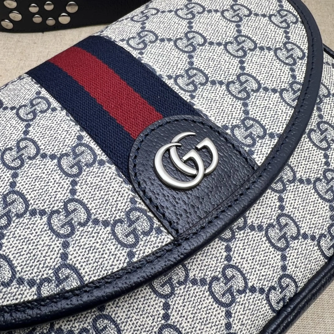 Gucci AAA Quality Messenger Bags For Unisex Stylish 405