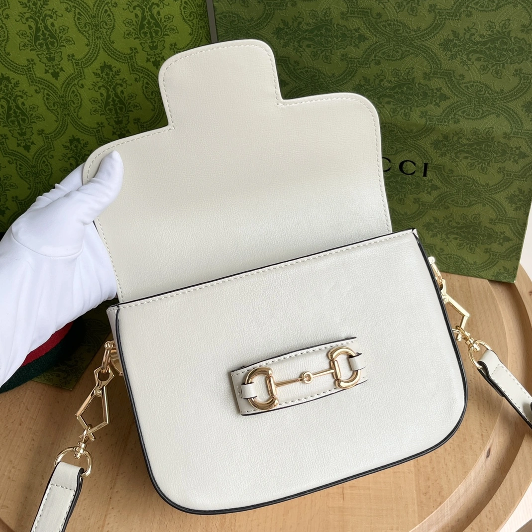 Gucci AAA Quality Messenger Bags For Unisex WellDesigned 4187
