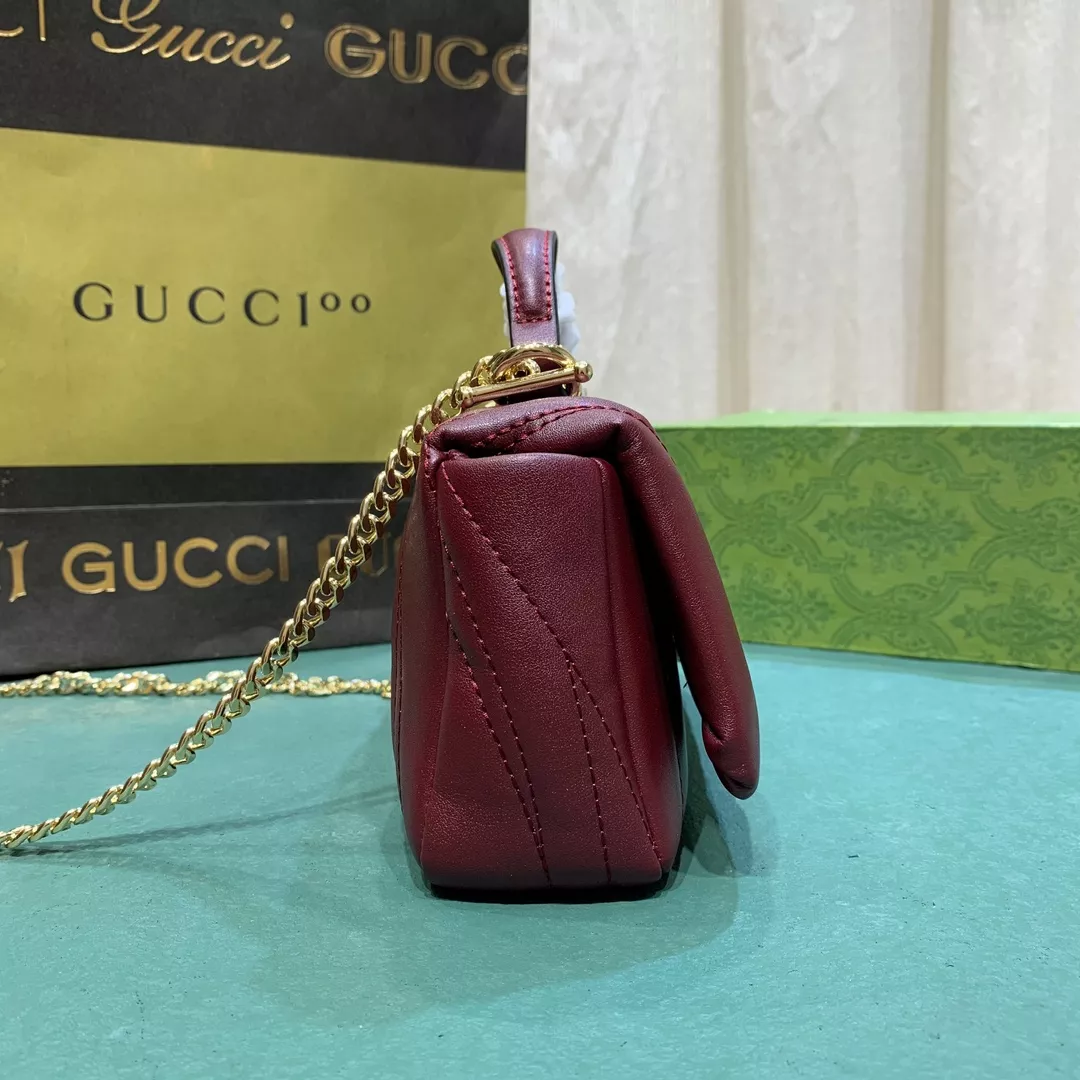 Gucci AAA Quality Messenger Bags For Women Affordable 6865