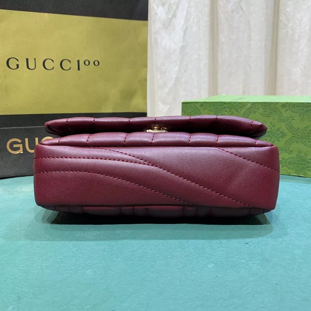 Gucci AAA Quality Messenger Bags For Women Affordable 6865