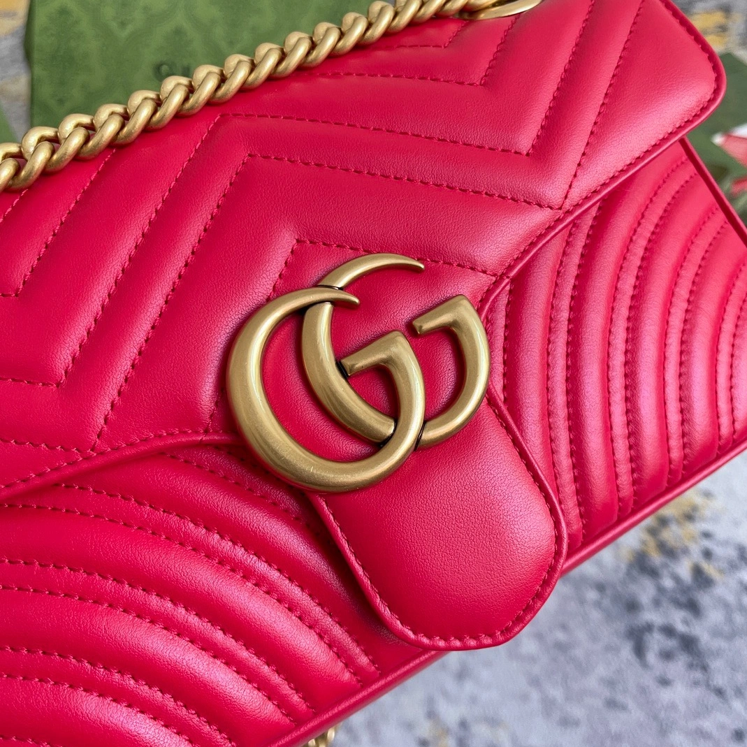Gucci AAA Quality Messenger Bags For Women AllSeason 3575
