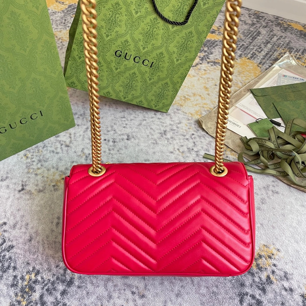 Gucci AAA Quality Messenger Bags For Women AllSeason 3575