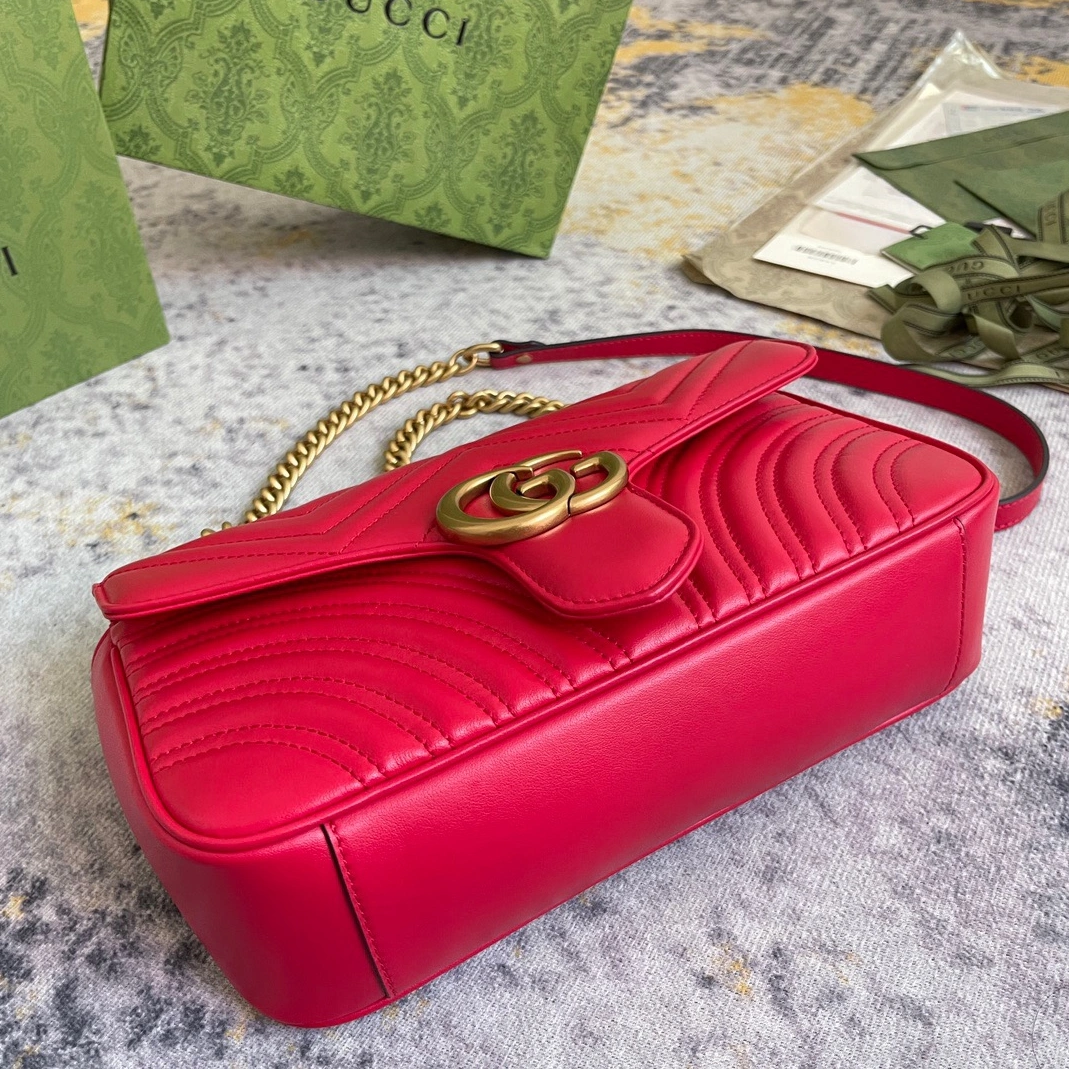 Gucci AAA Quality Messenger Bags For Women AllSeason 3575
