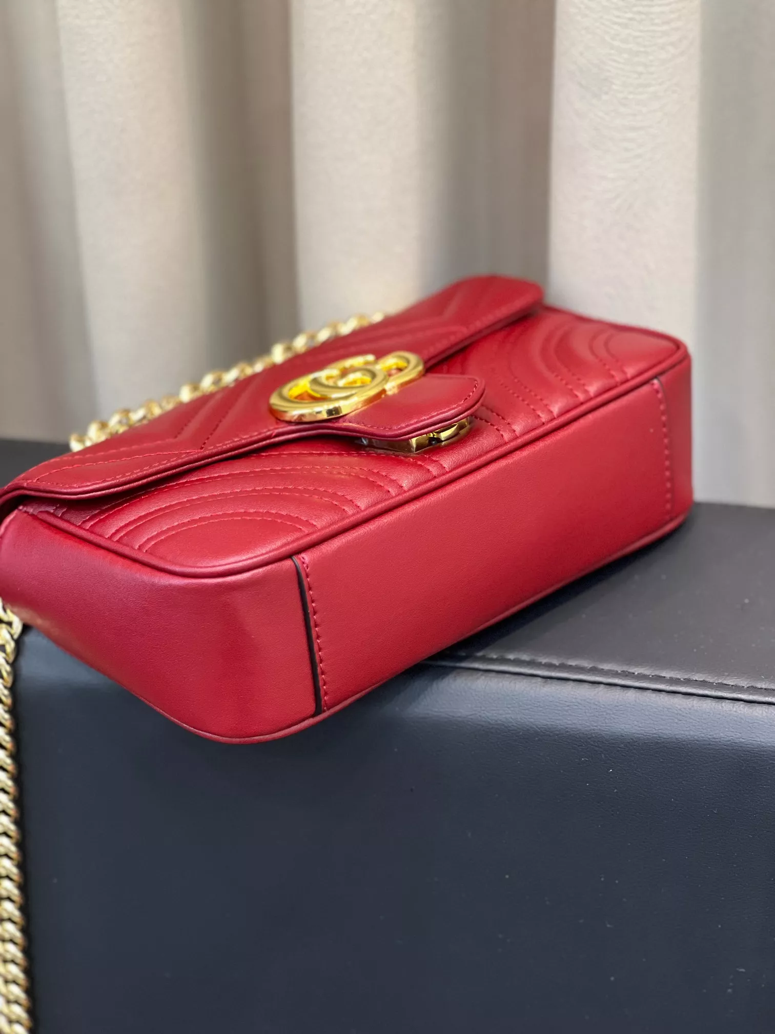 Gucci AAA Quality Messenger Bags For Women AllSeason 6795