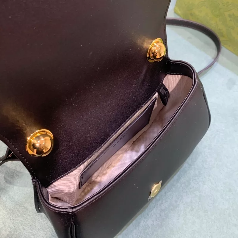 Gucci AAA Quality Messenger Bags For Women BestValue 4278