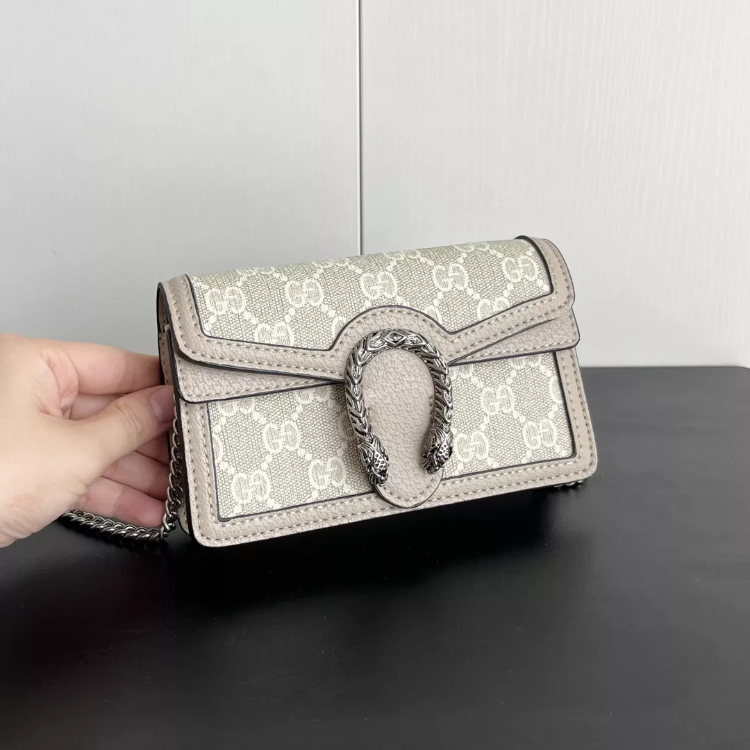 Gucci AAA Quality Messenger Bags For Women BestValue 8926