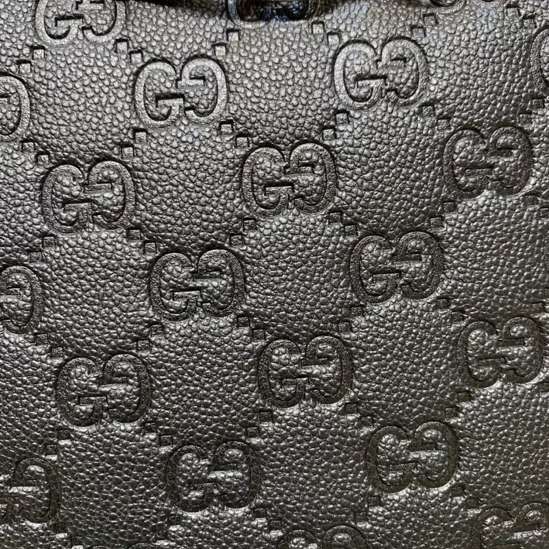 Gucci AAA Quality Messenger Bags For Women Bold 3321