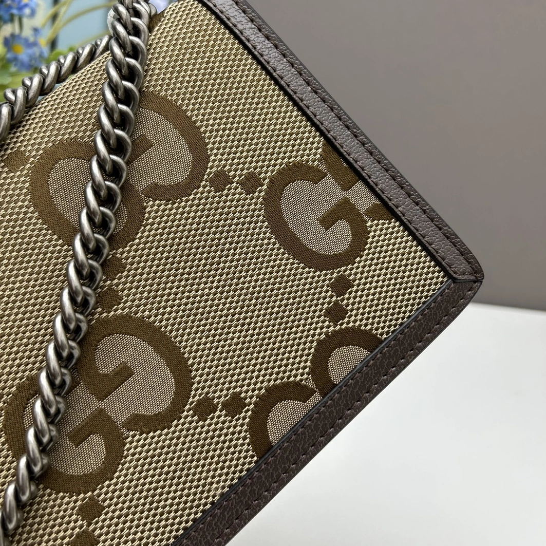 Gucci AAA Quality Messenger Bags For Women Bold 7737