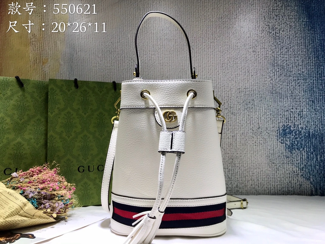 Gucci AAA Quality Messenger Bags For Women Bright 5635
