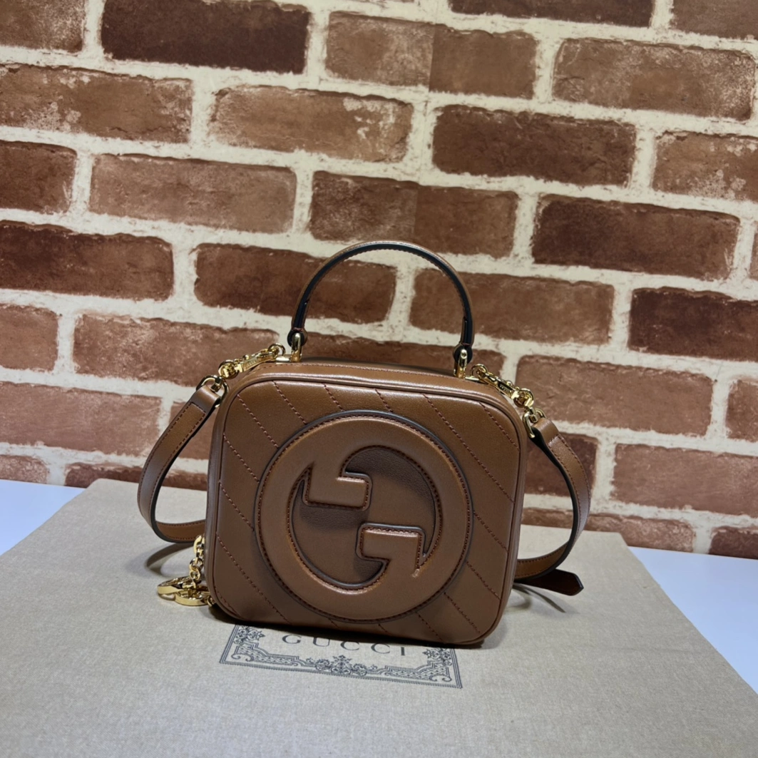 Gucci AAA Quality Messenger Bags For Women Classic 1584