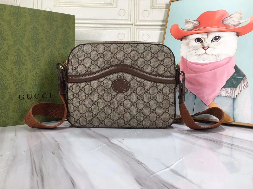 Gucci AAA Quality Messenger Bags For Women Classic 2580