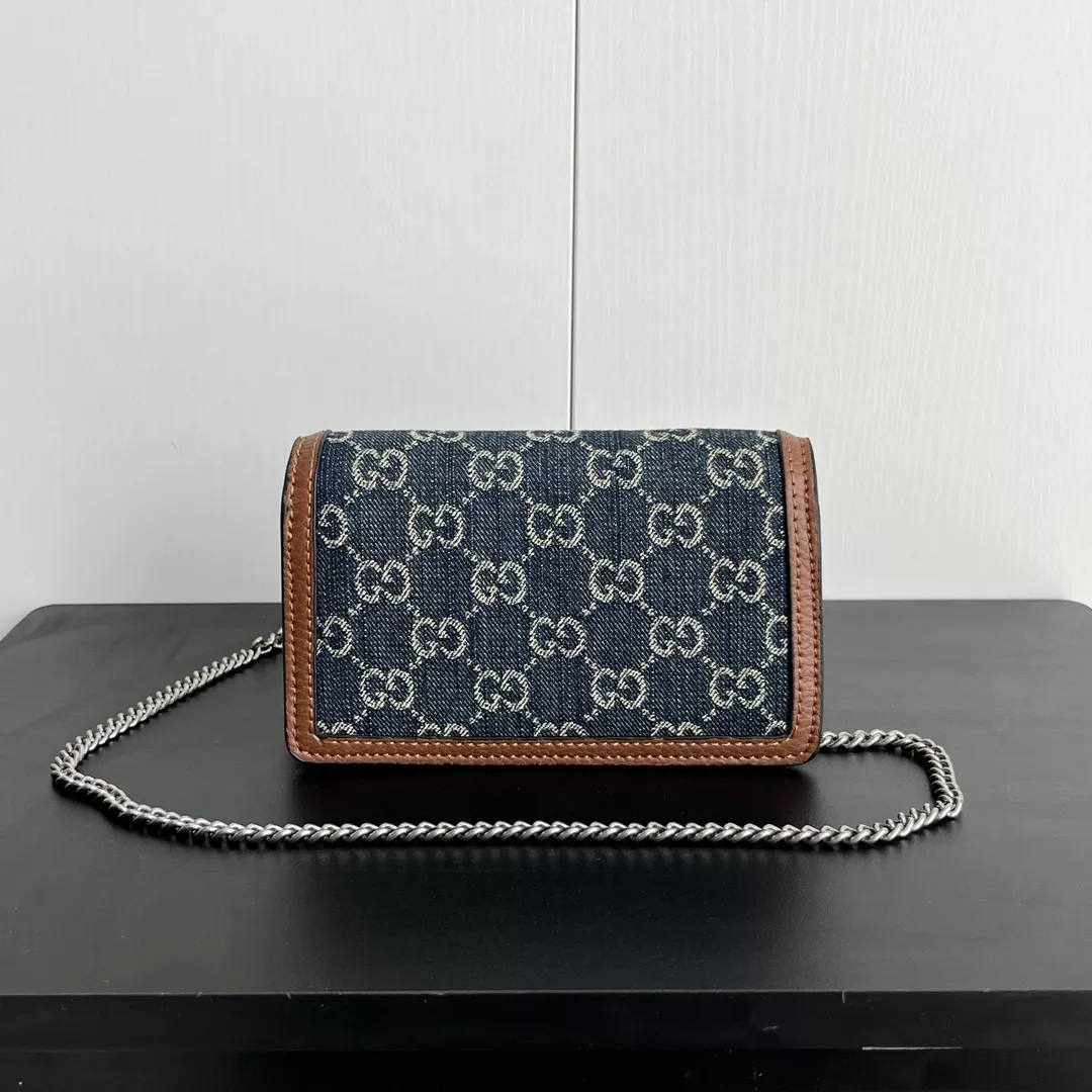 Gucci AAA Quality Messenger Bags For Women Classic 3161