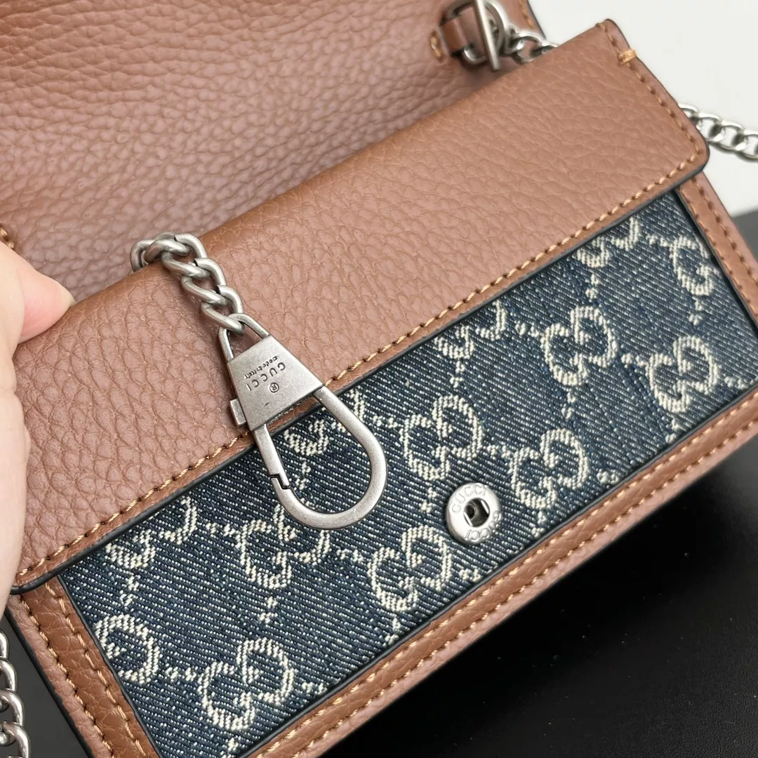 Gucci AAA Quality Messenger Bags For Women Classic 3161