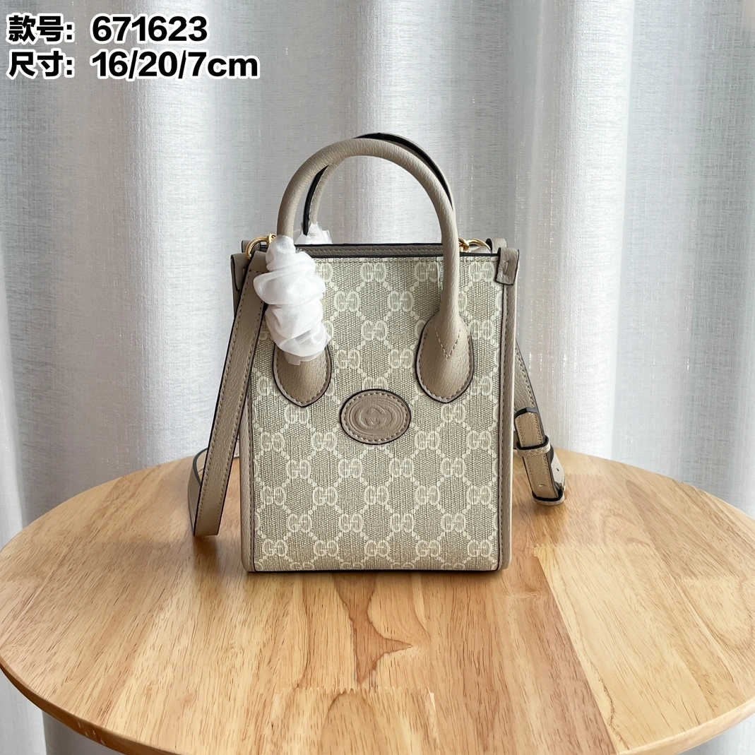 Gucci AAA Quality Messenger Bags For Women Classic 4789