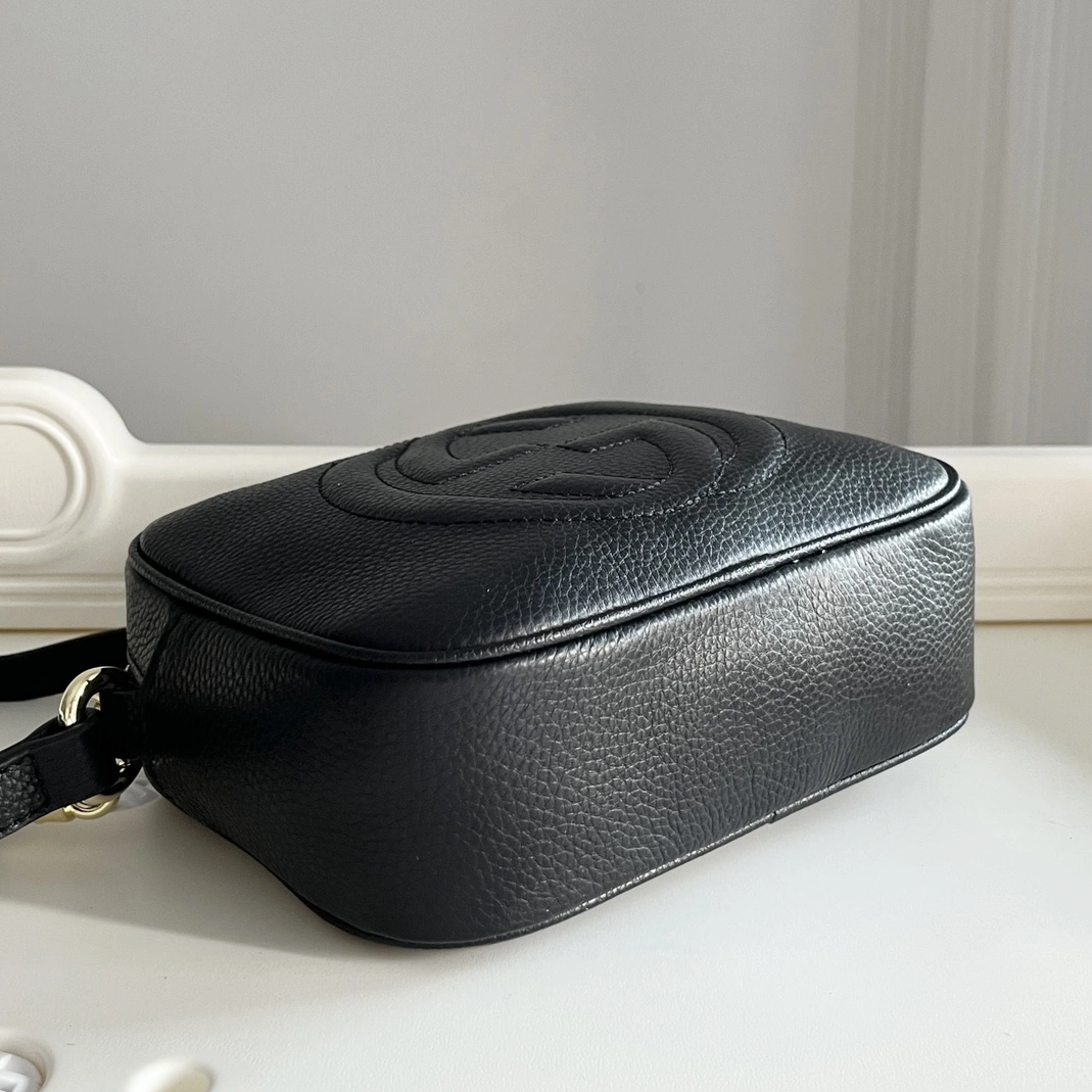 Gucci AAA Quality Messenger Bags For Women Classic 5912