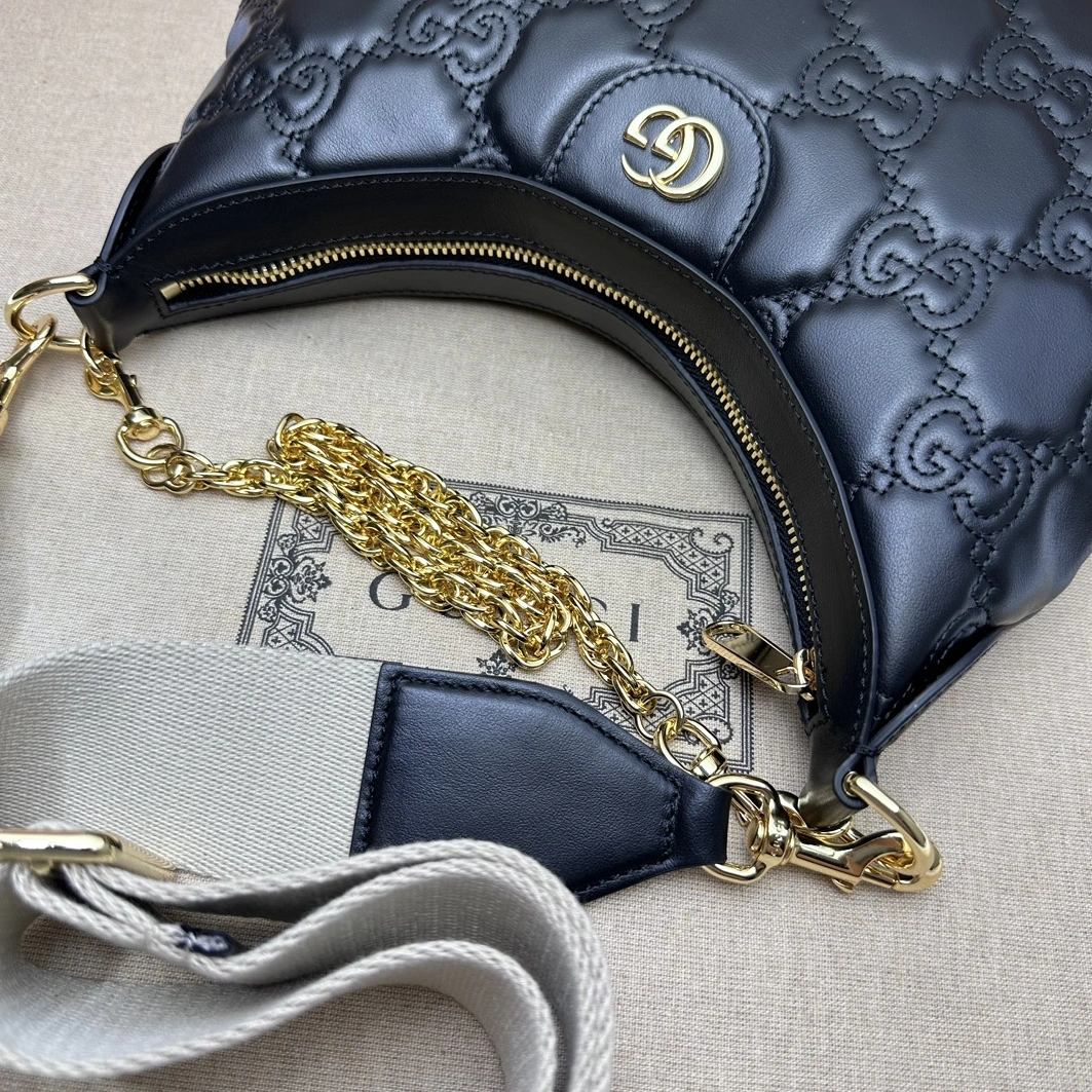 Gucci AAA Quality Messenger Bags For Women Classic 6456