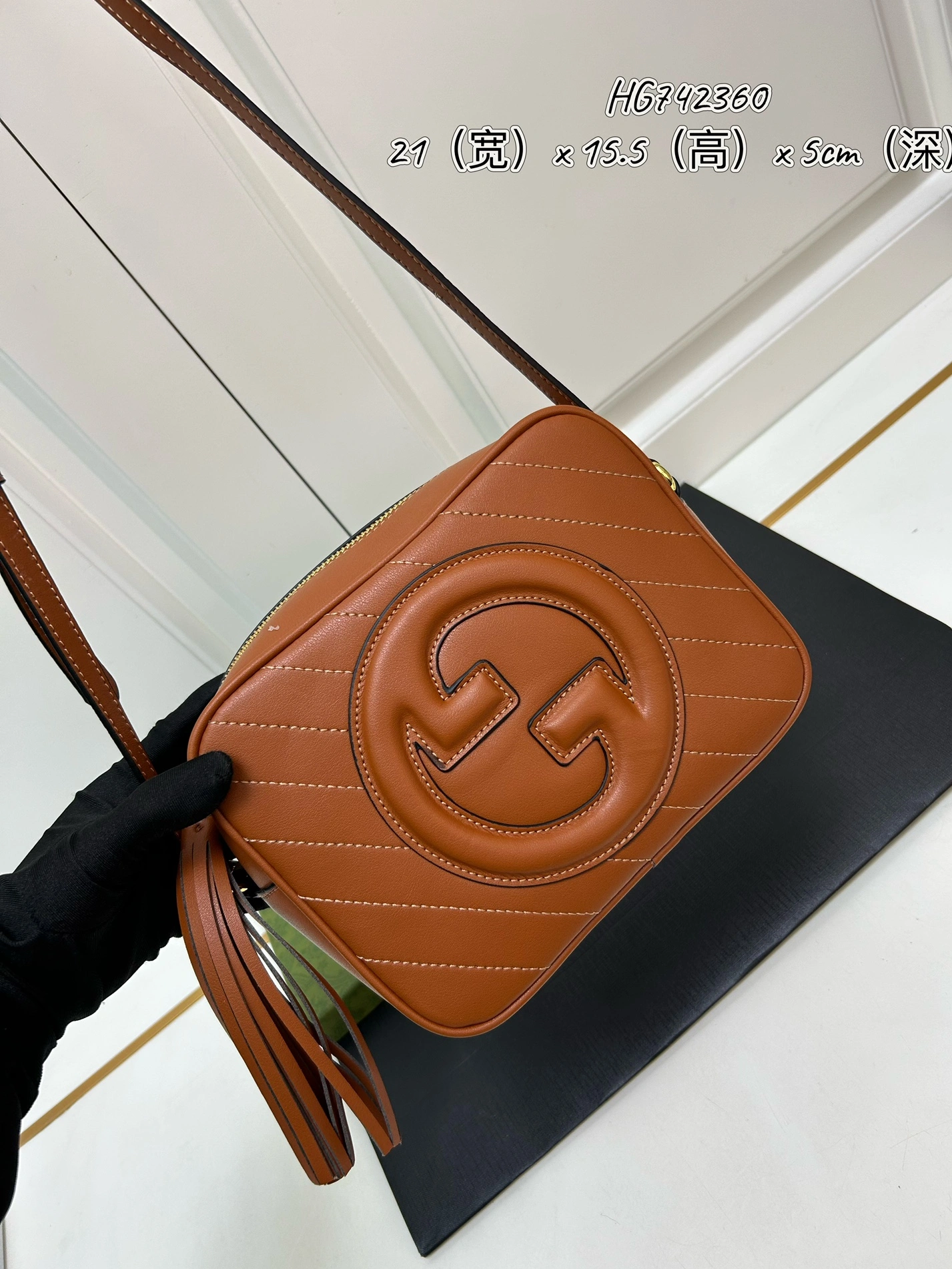 Gucci AAA Quality Messenger Bags For Women Classic 8120