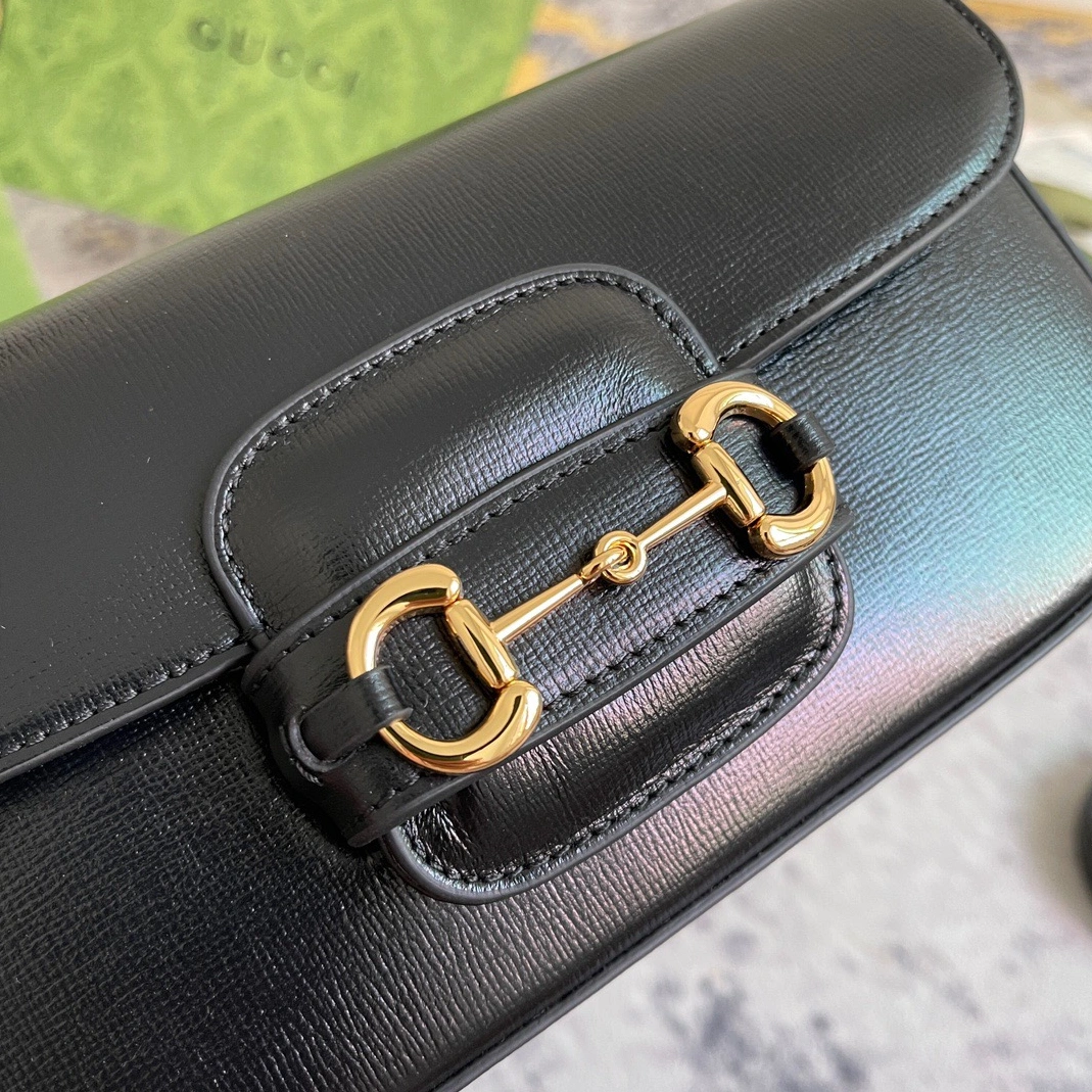 Gucci AAA Quality Messenger Bags For Women Cozy 1871