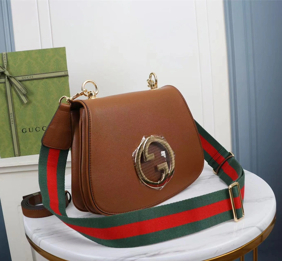 Gucci AAA Quality Messenger Bags For Women Cozy 2945