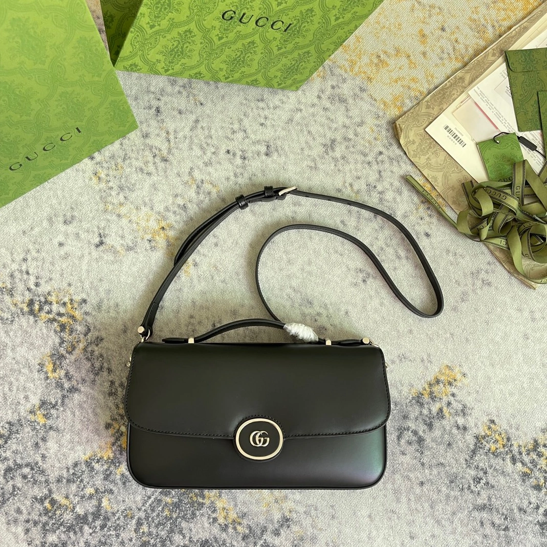 Gucci AAA Quality Messenger Bags For Women Cozy 4598