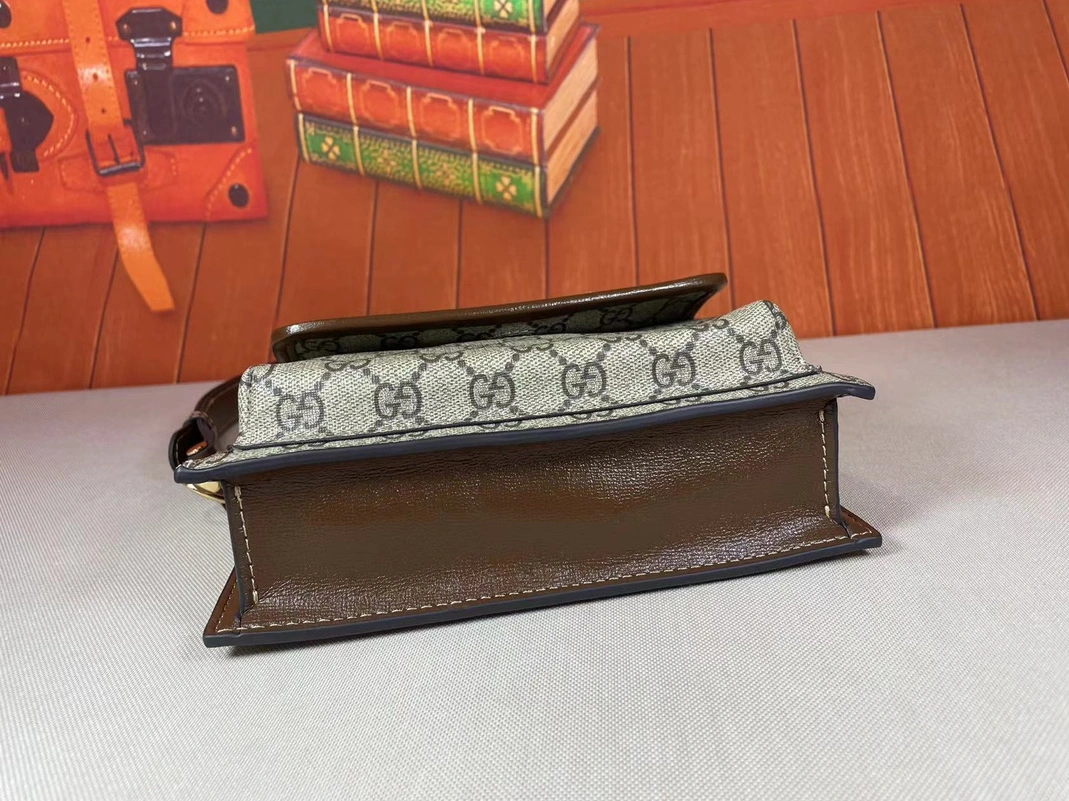 Gucci AAA Quality Messenger Bags For Women Cozy 5332
