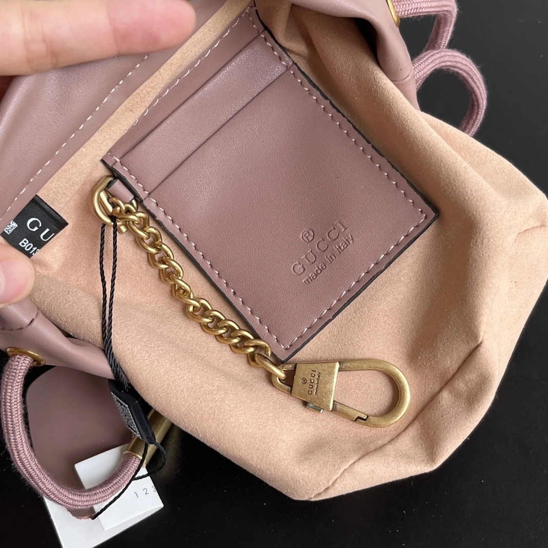 Gucci AAA Quality Messenger Bags For Women Cozy 7448