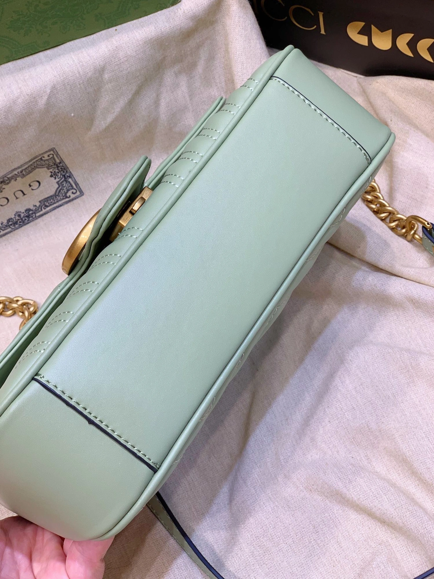 Gucci AAA Quality Messenger Bags For Women Cozy 7898