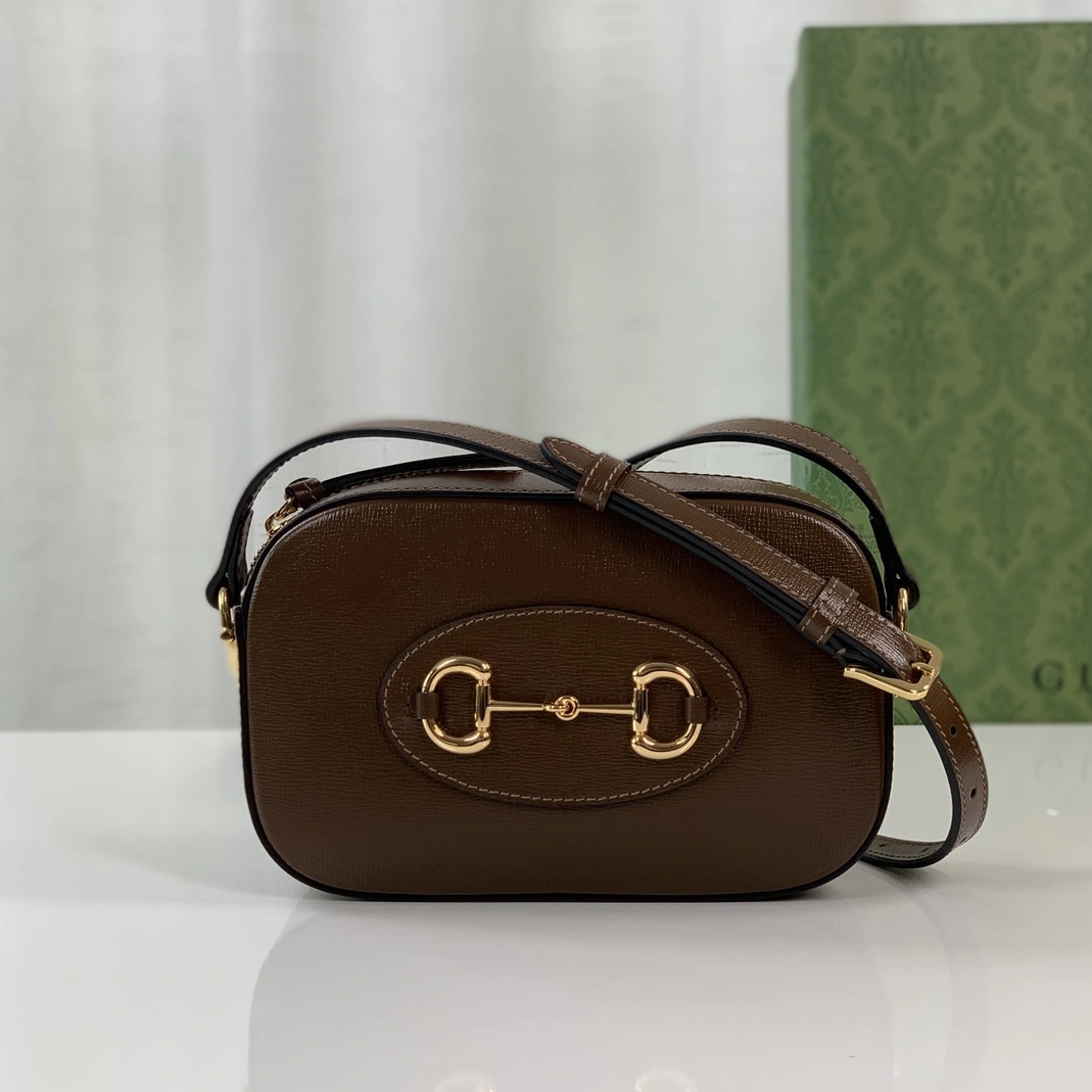 Gucci AAA Quality Messenger Bags For Women DailyWear 2796