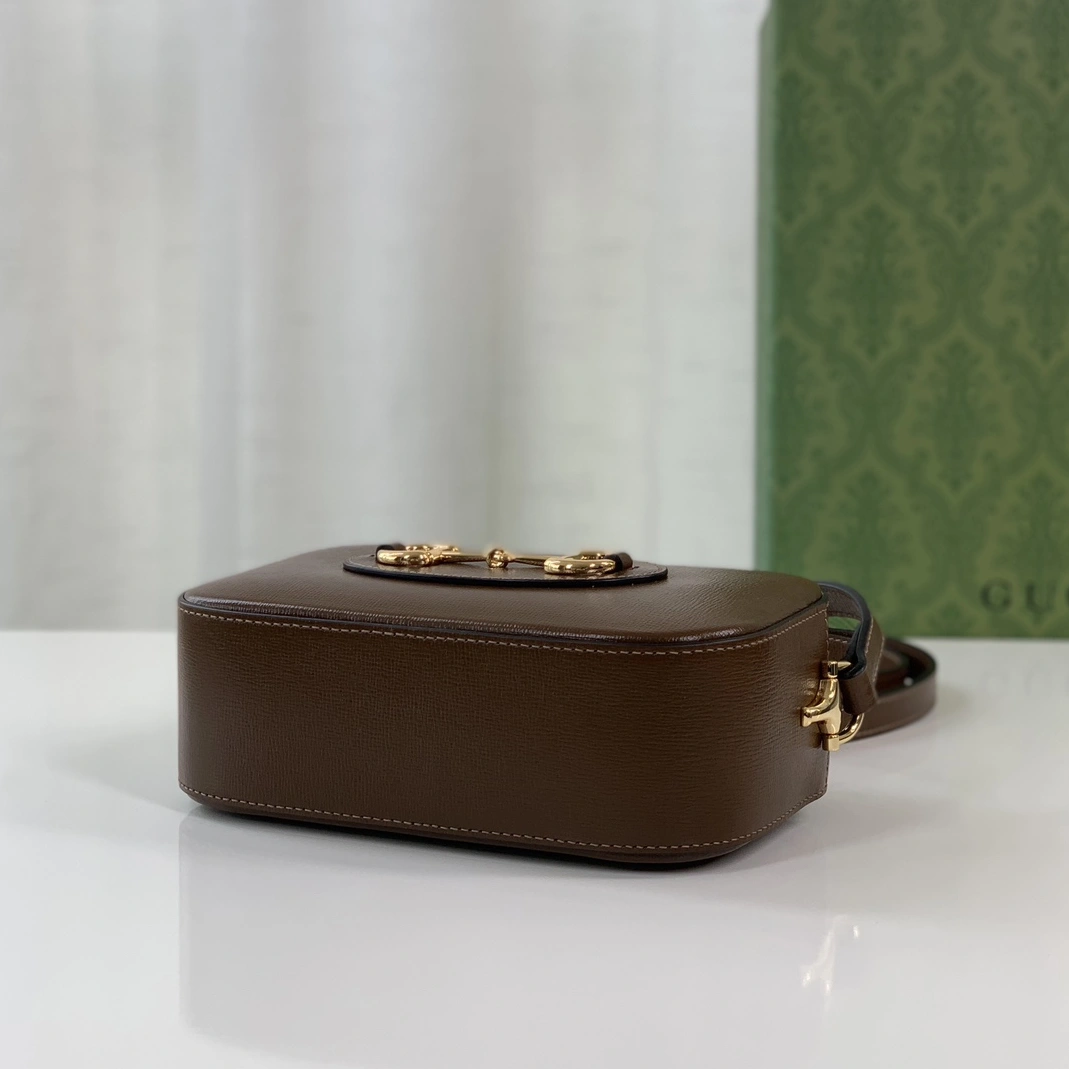 Gucci AAA Quality Messenger Bags For Women DailyWear 2796