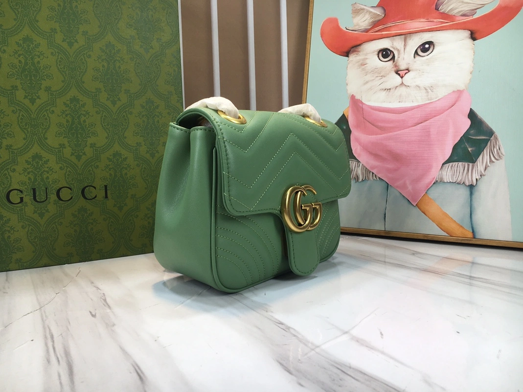 Gucci AAA Quality Messenger Bags For Women DailyWear 4786