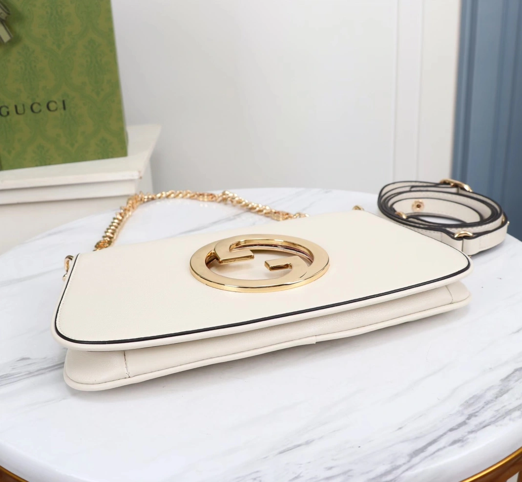 Gucci AAA Quality Messenger Bags For Women DailyWear 9048
