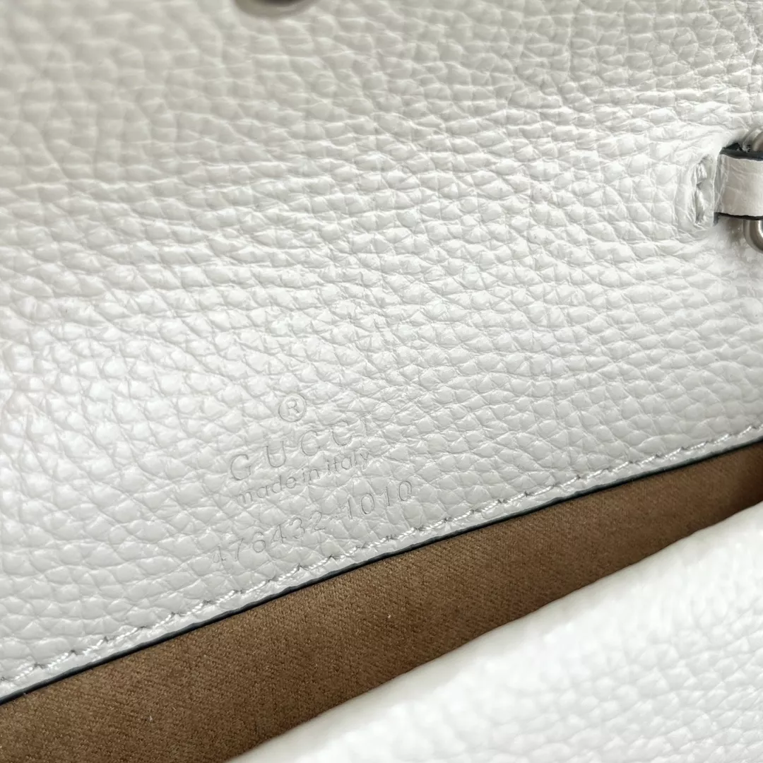 Gucci AAA Quality Messenger Bags For Women Durable 1960