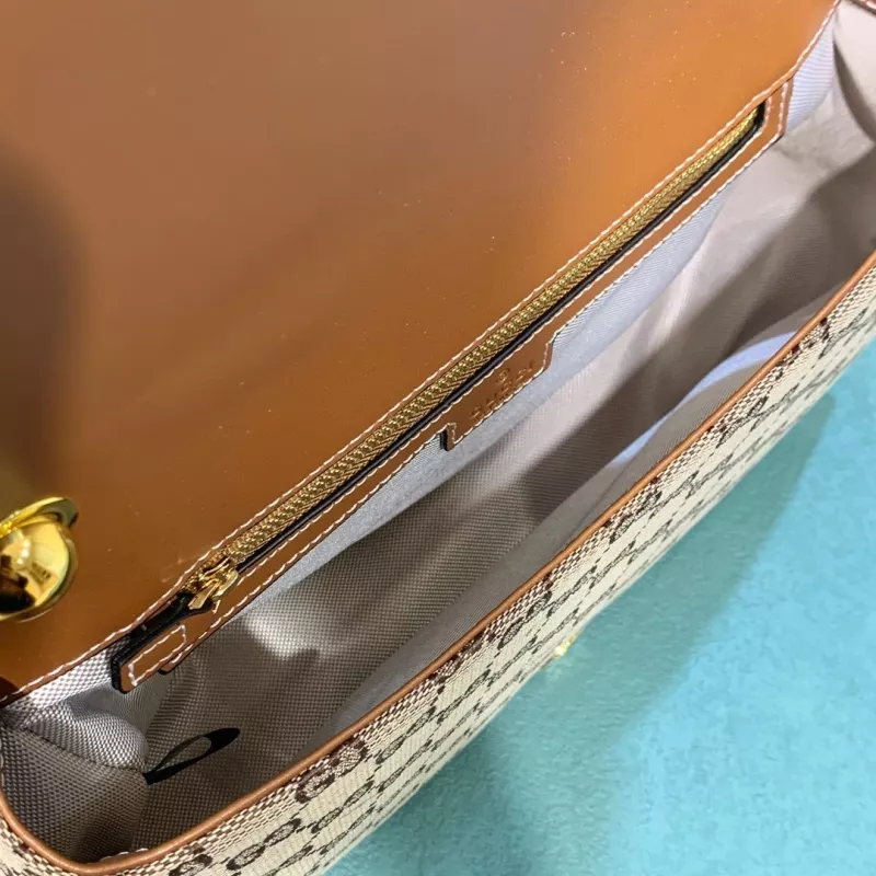 Gucci AAA Quality Messenger Bags For Women Durable 4339