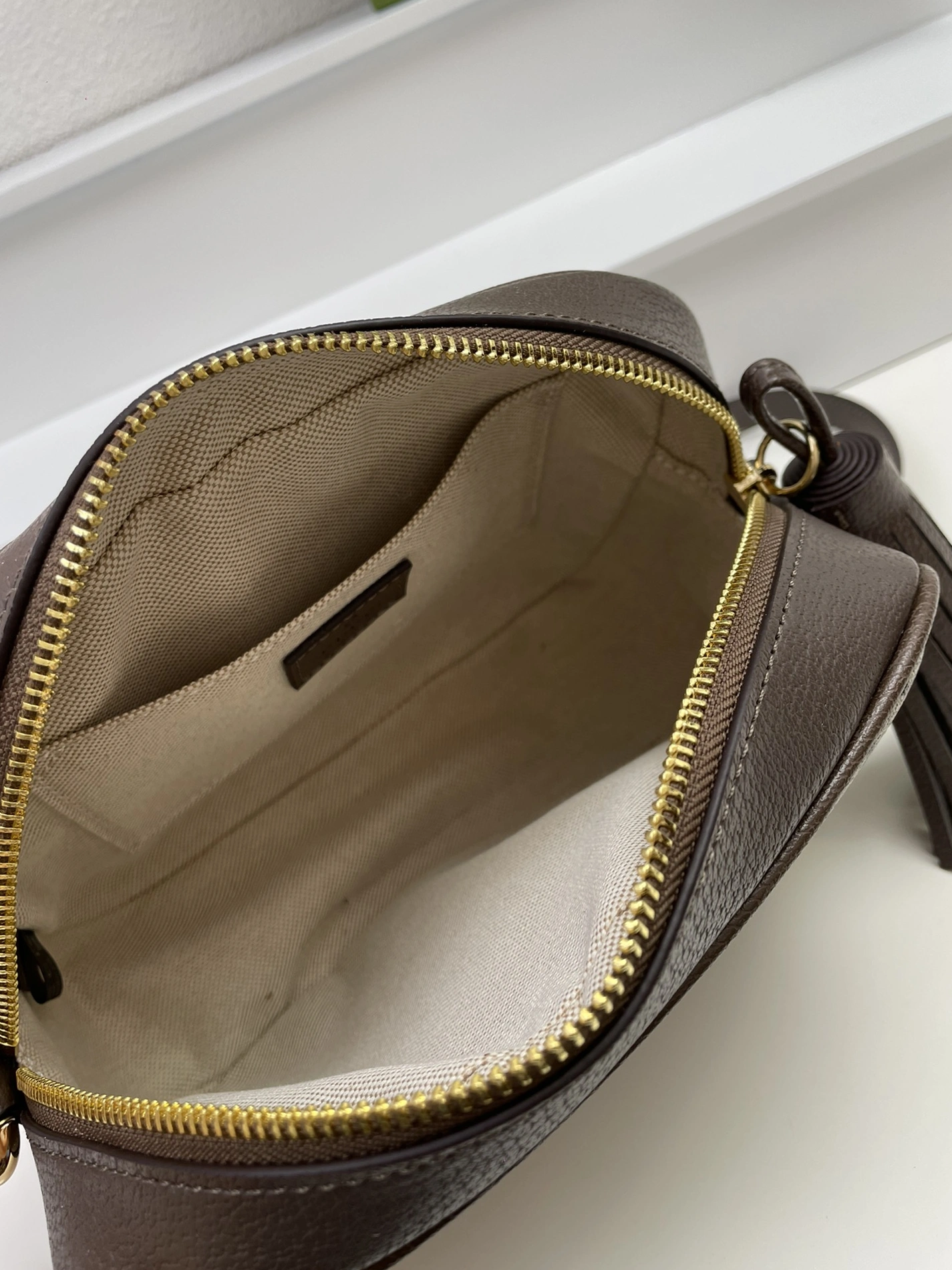 Gucci AAA Quality Messenger Bags For Women Durable 6144