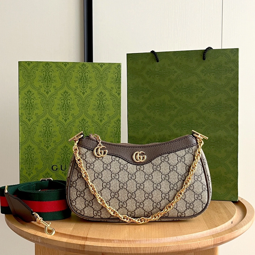 Gucci AAA Quality Messenger Bags For Women EasyMatch 2758