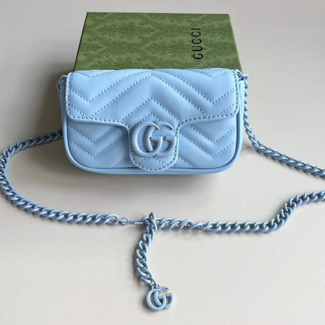 Gucci AAA Quality Messenger Bags For Women EasyMatch 6053
