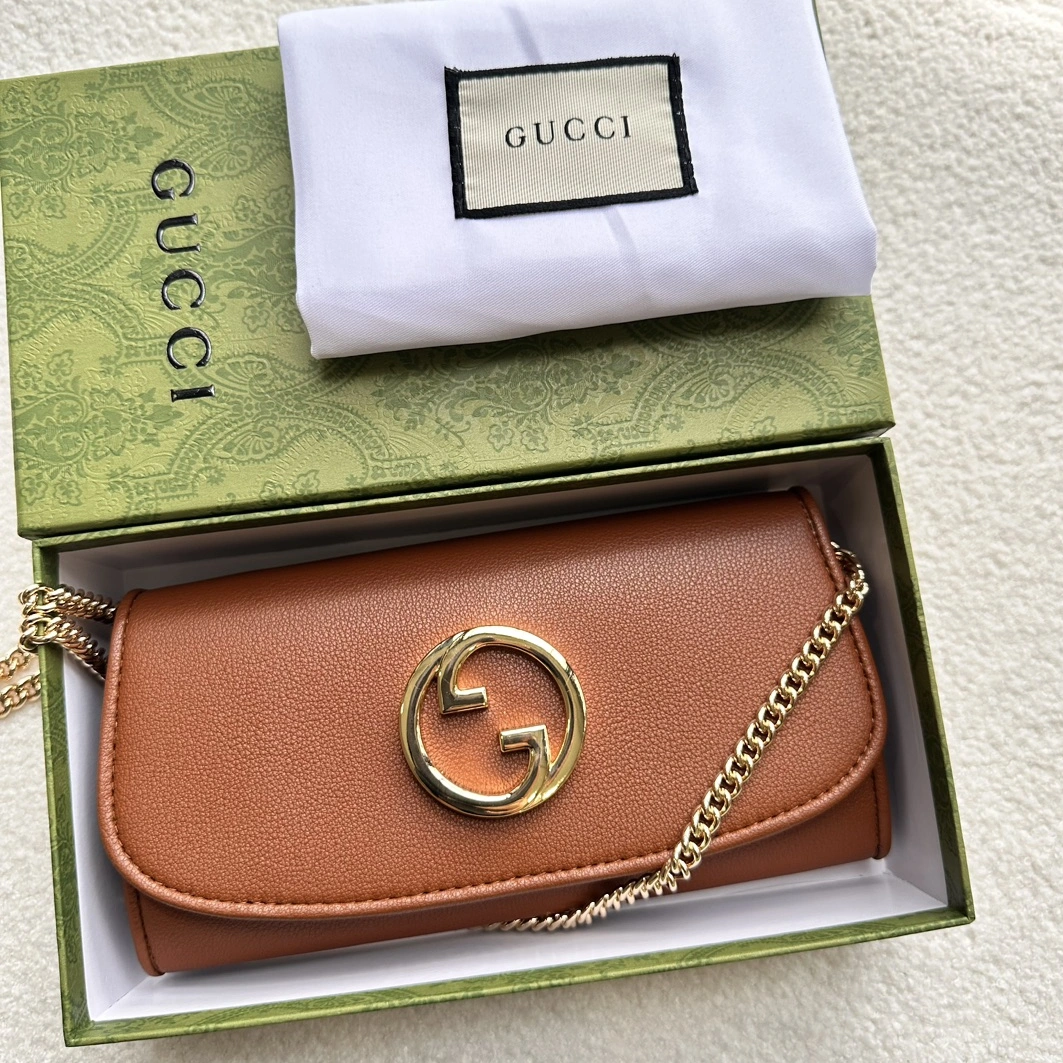 Gucci AAA Quality Messenger Bags For Women EasyMatch 7615