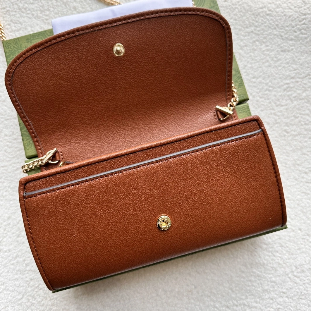 Gucci AAA Quality Messenger Bags For Women EasyMatch 7615