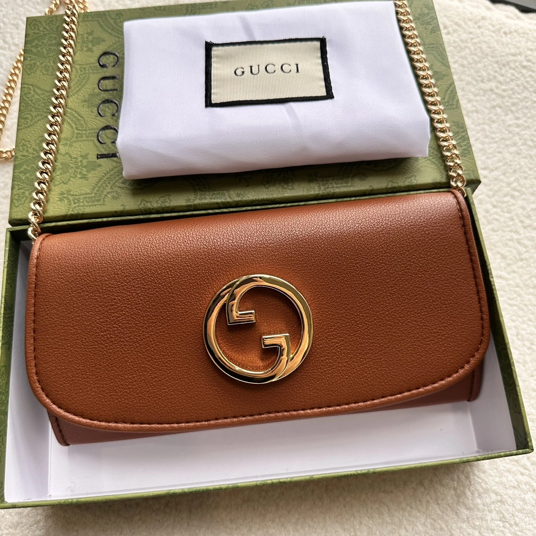 Gucci AAA Quality Messenger Bags For Women EasyMatch 7615