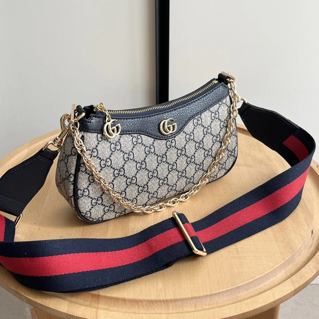 Gucci AAA Quality Messenger Bags For Women EyeCatching 2322