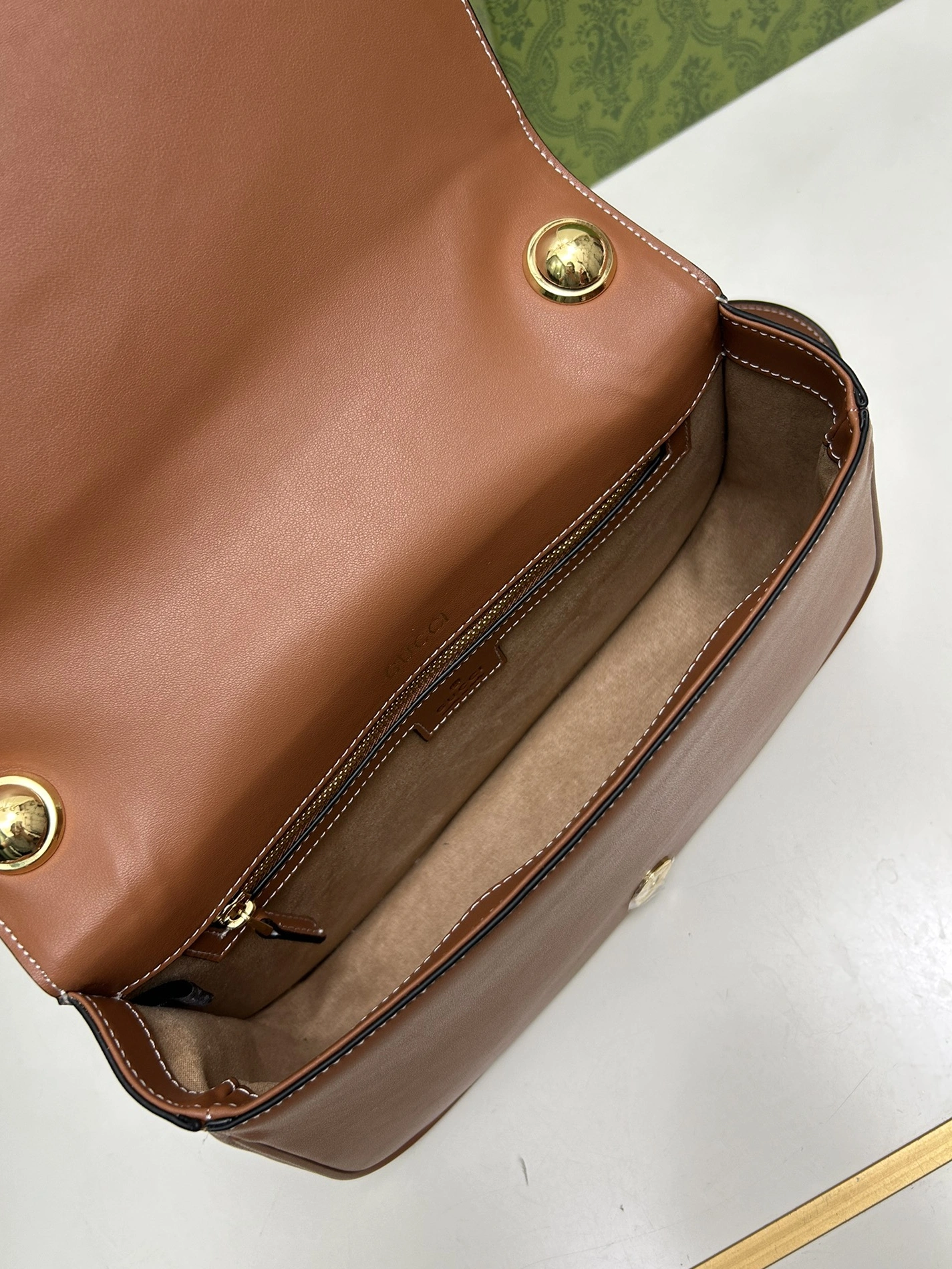 Gucci AAA Quality Messenger Bags For Women EyeCatching 4012